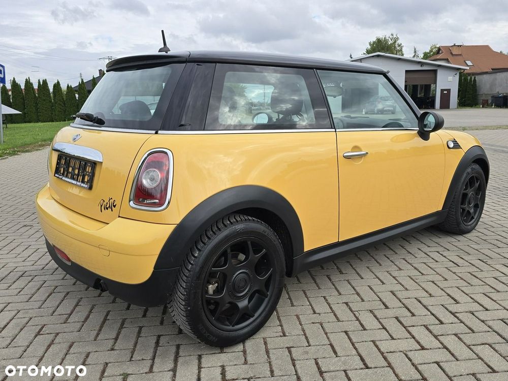 MINI ONE - 12