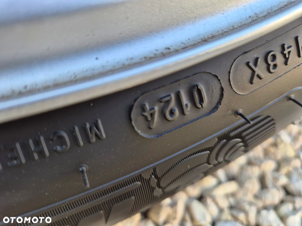 Mercedes-Benz CLK - 30