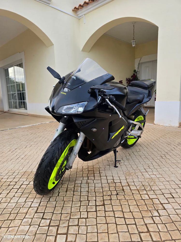 Honda CBR 600rr - 2
