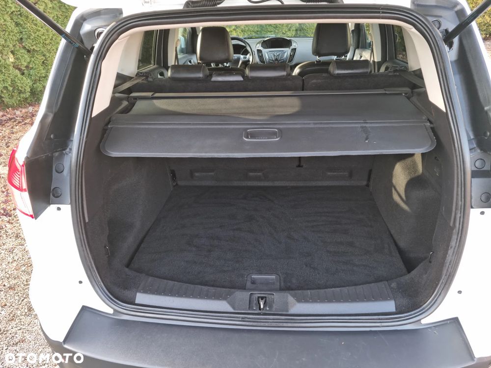 Ford Kuga 2.0 TDCi Titanium FWD - 12