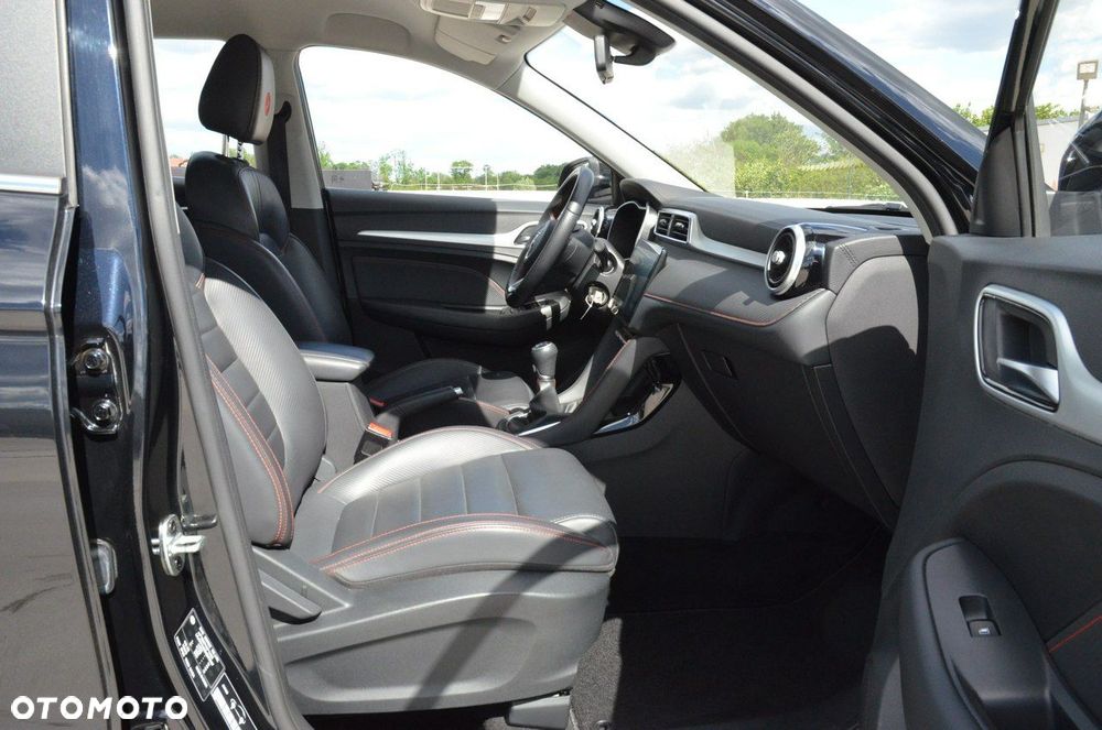 MG ZS 1.5 VTi-Tech Exclusive - 25