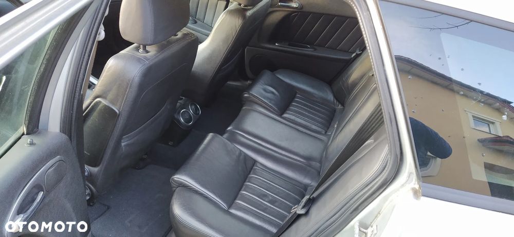 Alfa Romeo 156 2.0 JTS Distinctive - 8