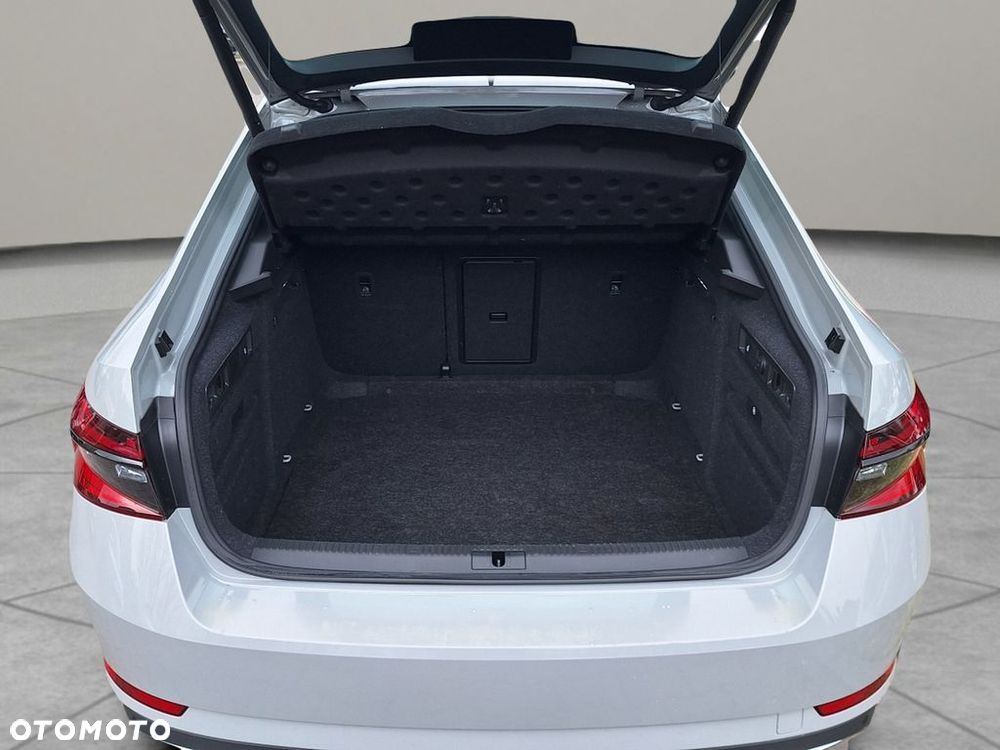 Skoda Superb 1.5 TSI Sportline DSG - 13