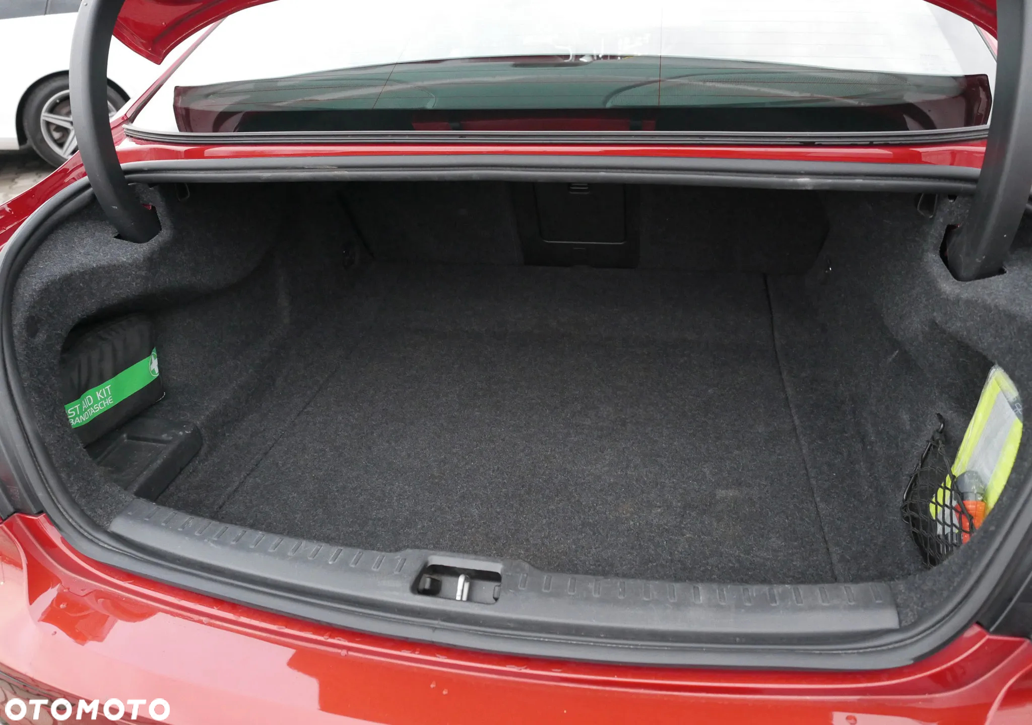 Volvo S60 T8 Recharge AWD Geartronic RDesign - 22