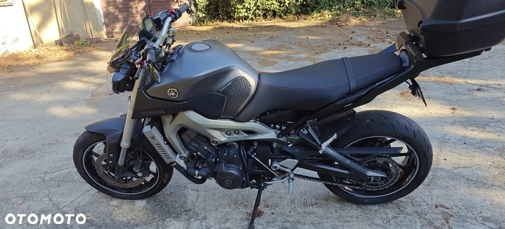Yamaha MT - 8