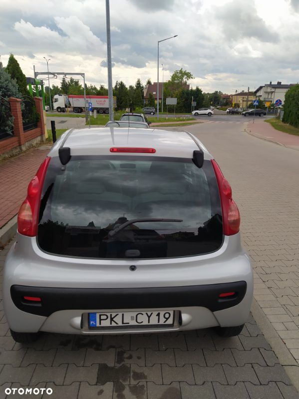 Peugeot 107 1.0 Trendy - 4