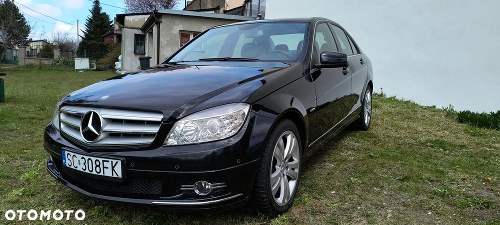 Mercedes-Benz Klasa C 180 CGI BlueEff Avantgarde - 12