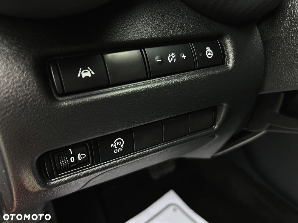 Nissan Juke 1.0 DIG-T DCT N-Connecta - 33