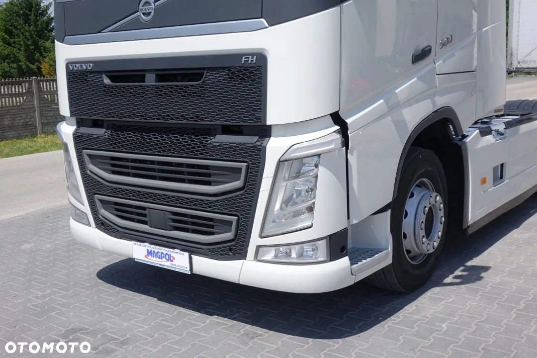 Volvo FH 500 GLOBETROTTER / STANDARD/ AUTOMAT / EURO 6 / LODÓWKA / KLIMATYZACJA POSTOJOWA/ 2 ZBIORNIKI PALIWA - 9
