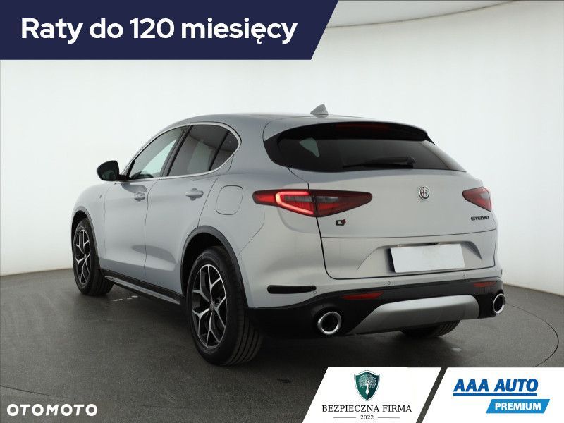 Alfa Romeo Stelvio - 6