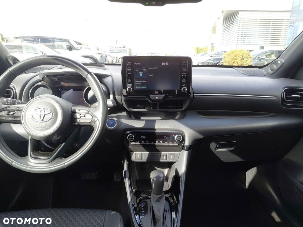 Toyota Yaris Hybrid 1.5 Selection Style - 11