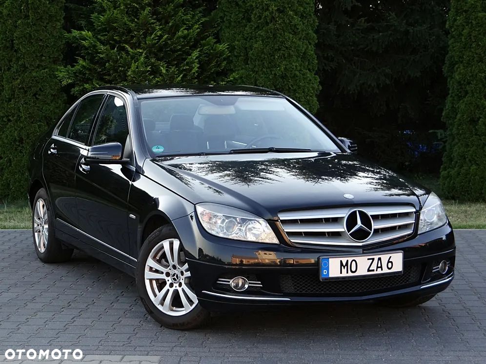 Mercedes-Benz Klasa C 180 Avantgarde Edition - 10