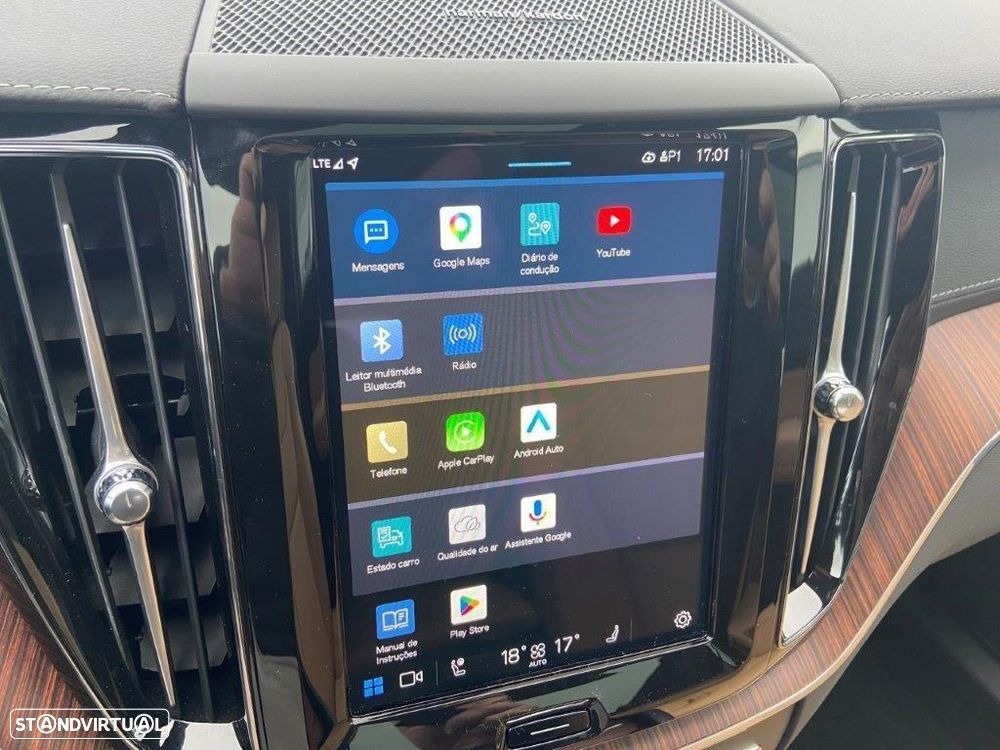 Volvo XC 60 2.0 T6 PHEV Ultra Bright - 24