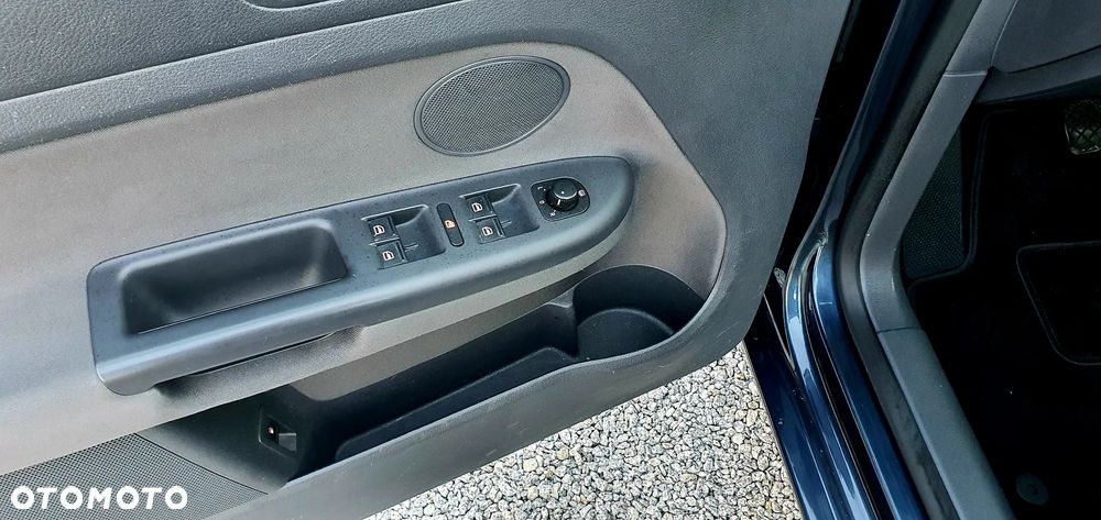 Volkswagen Golf Plus 1.9 TDI DPF Trendline - 16