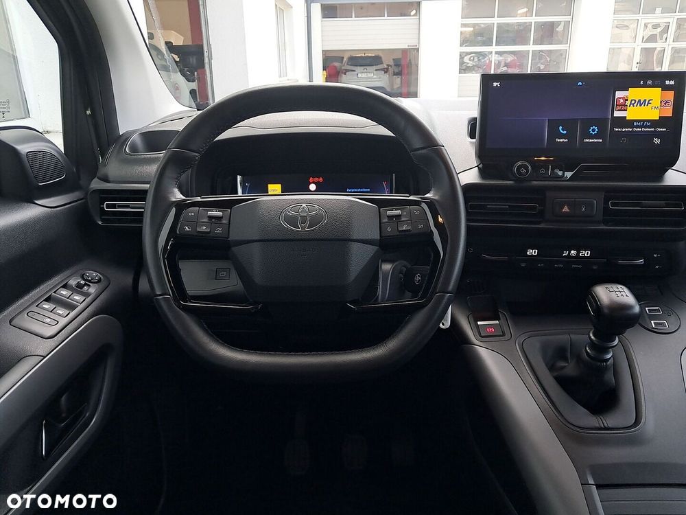 Toyota Proace City Verso 1.5 D-4D Family - 19