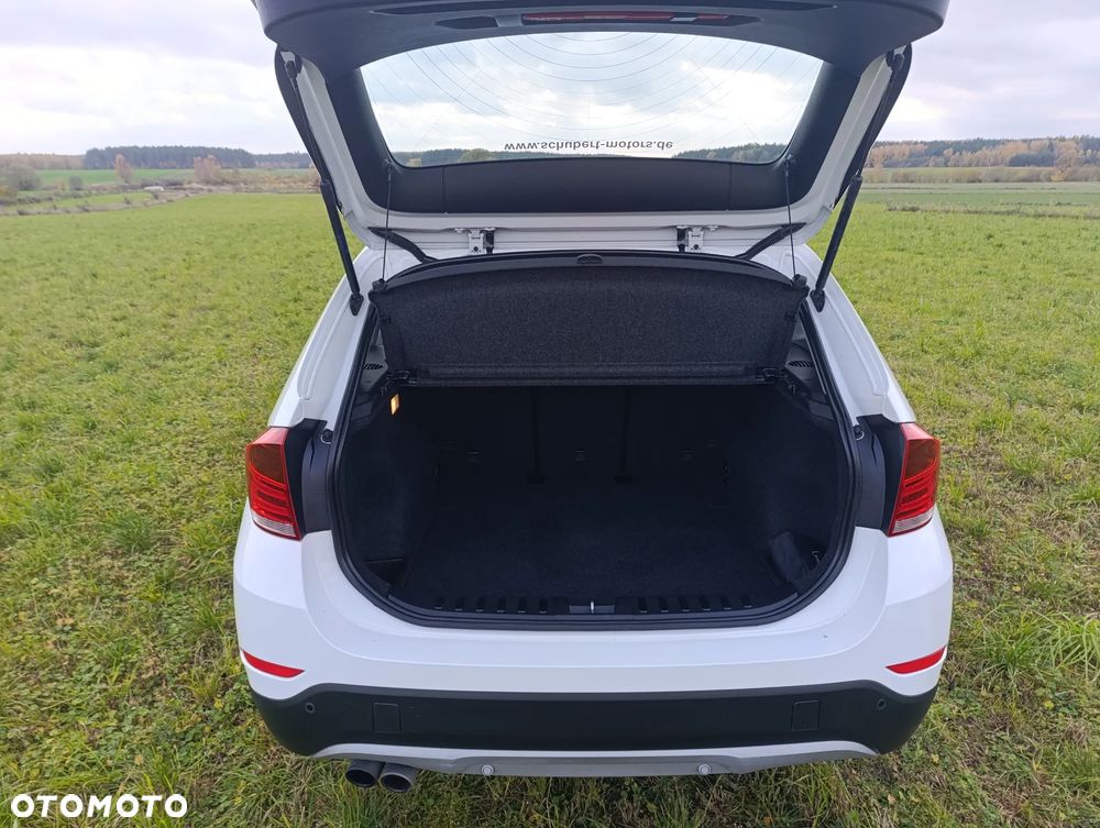 BMW X1 sDrive20i - 21