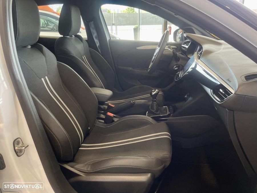 Opel Corsa 1.2 T GS - 11