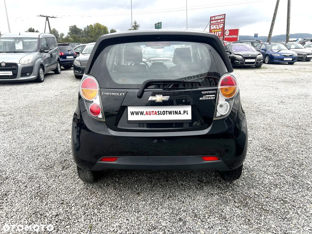 Chevrolet Spark 1.0 Base - 6