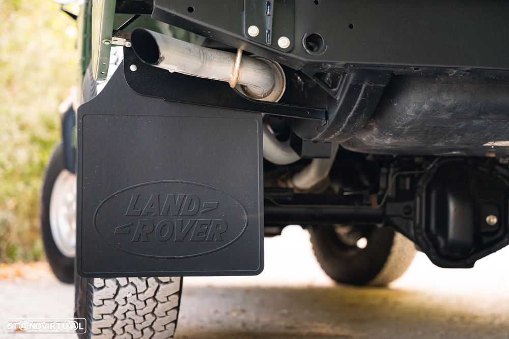 Land Rover Defender 90 2.5 TDi Metal Top - 22
