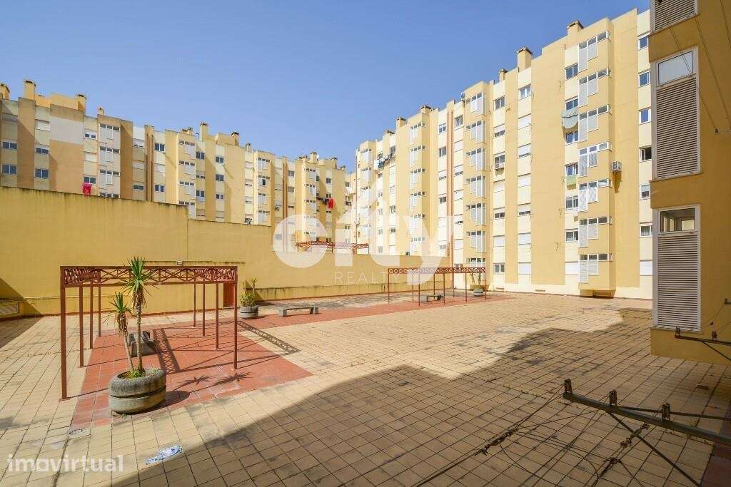 T2 em Telheiras (Alto da Faia II) – Zona Premium com Tudo à Porta - Grande imagem: 2/33
