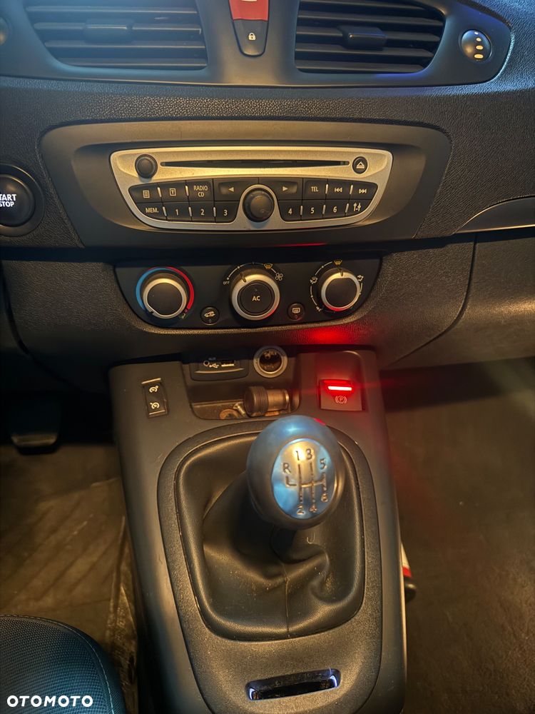Renault Scenic 1.5 dCi Tech Run - 10