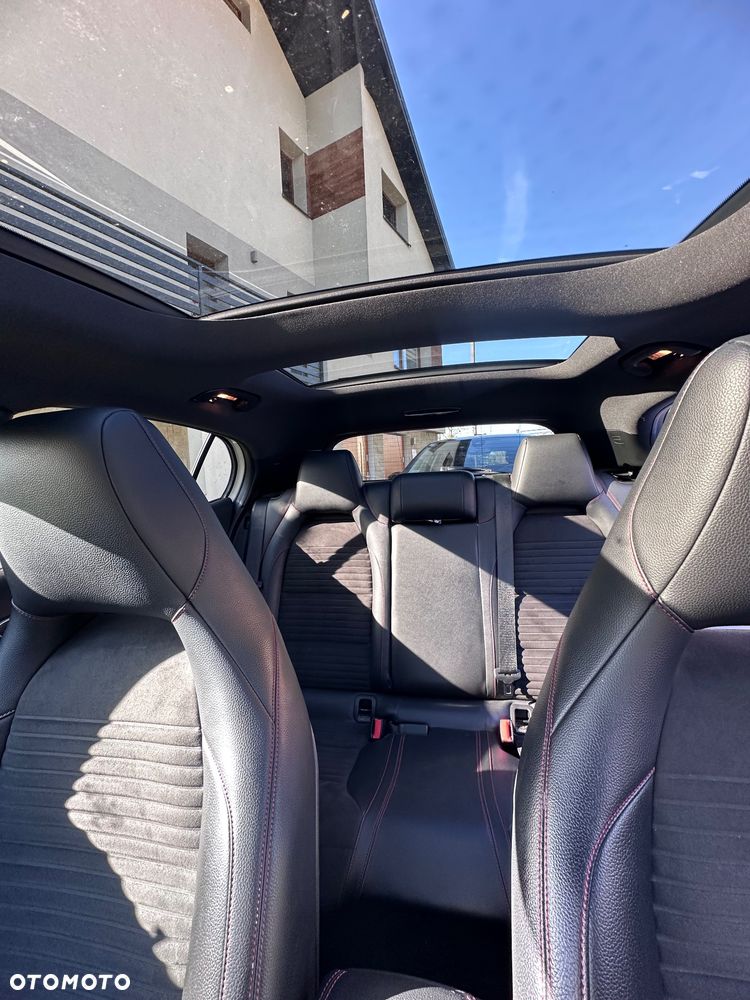 Mercedes-Benz GLA 250 4-Matic - 18