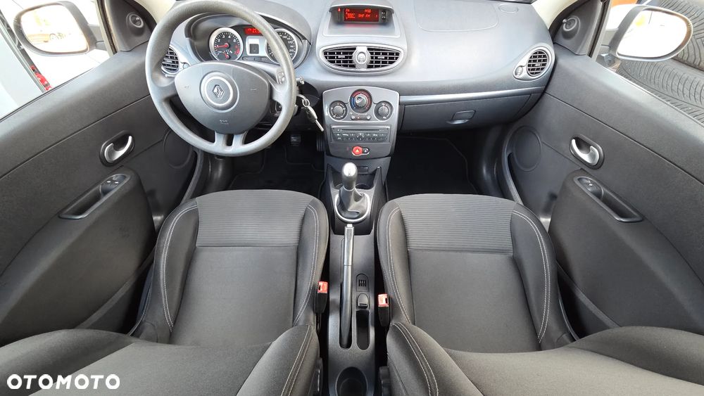 Renault Clio 1.2 16V 75 Collection - 22