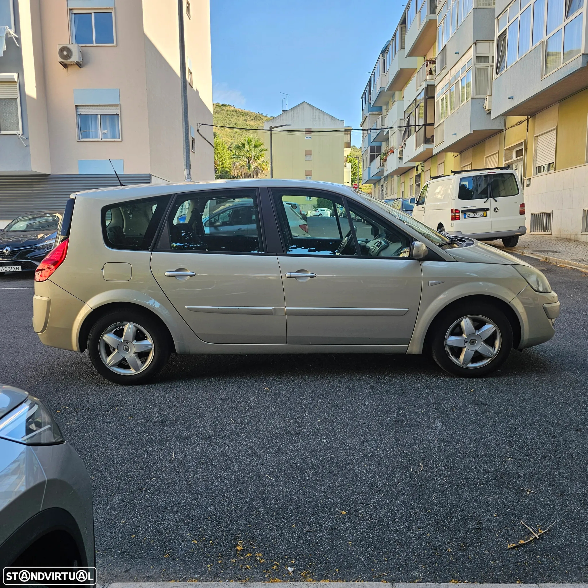 Renault Grand Scénic 1.5 dCi Luxe 7L - 4