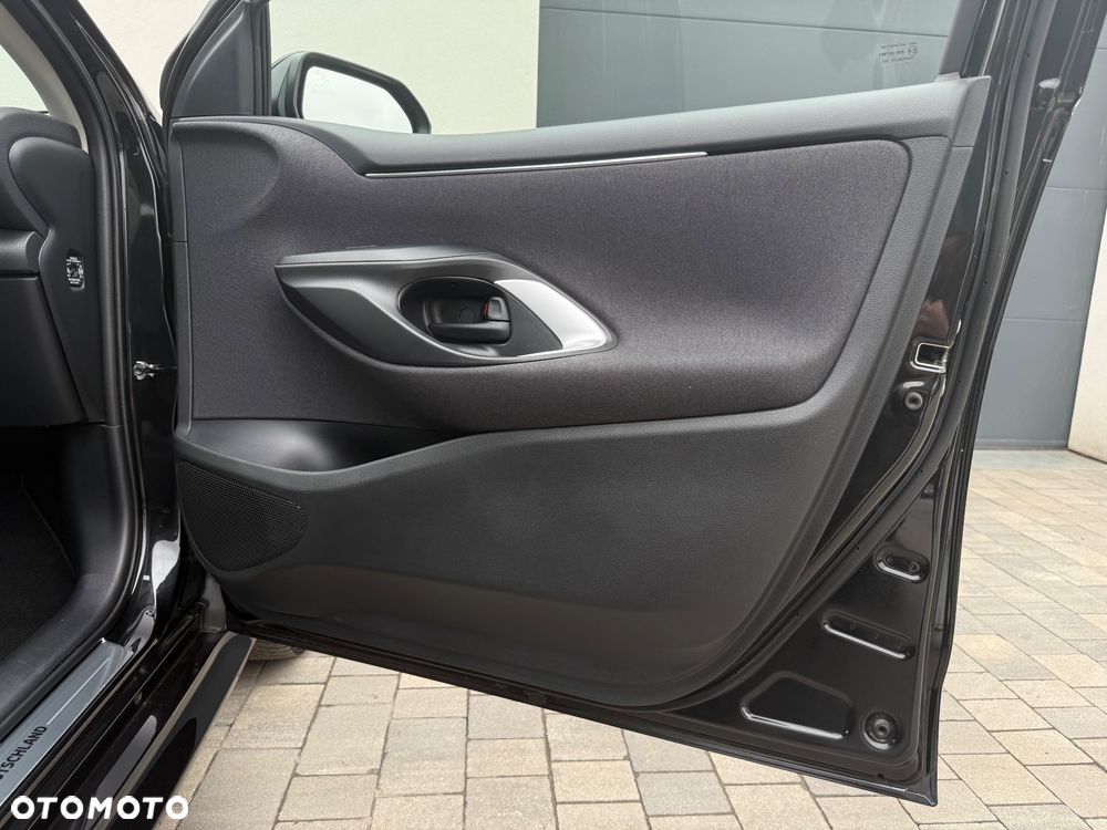 Toyota Yaris 1.5 VVT-iE Team Deutschland - 31