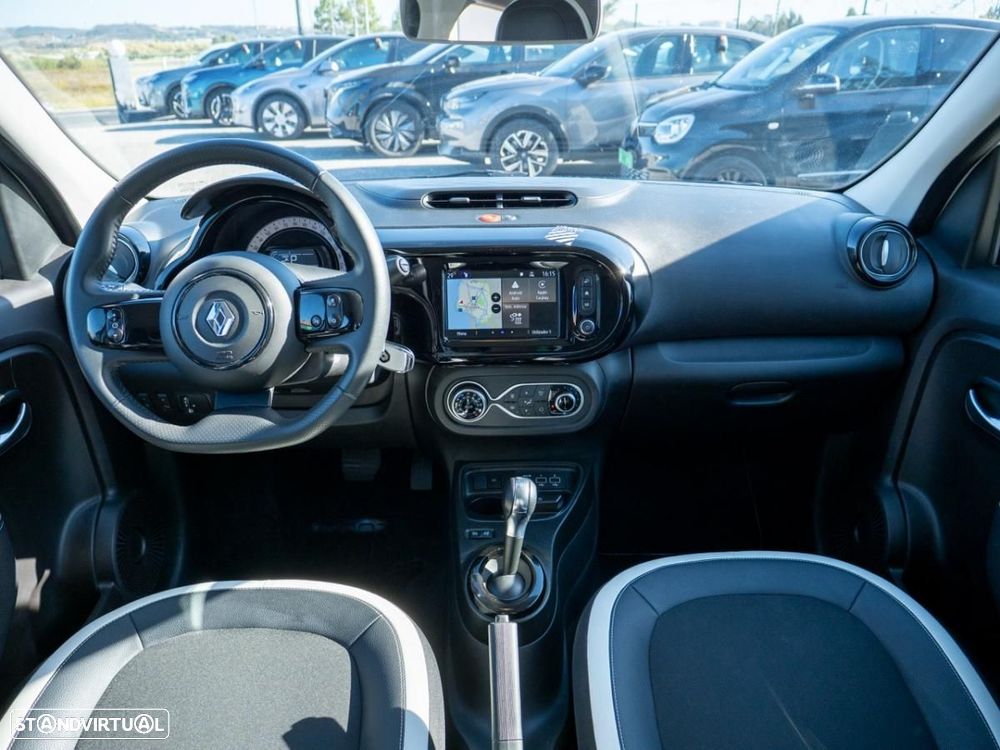 Renault Twingo E-Tech. 22 Urban Night - 29