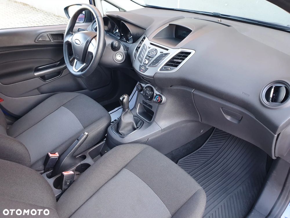 Ford Fiesta - 13