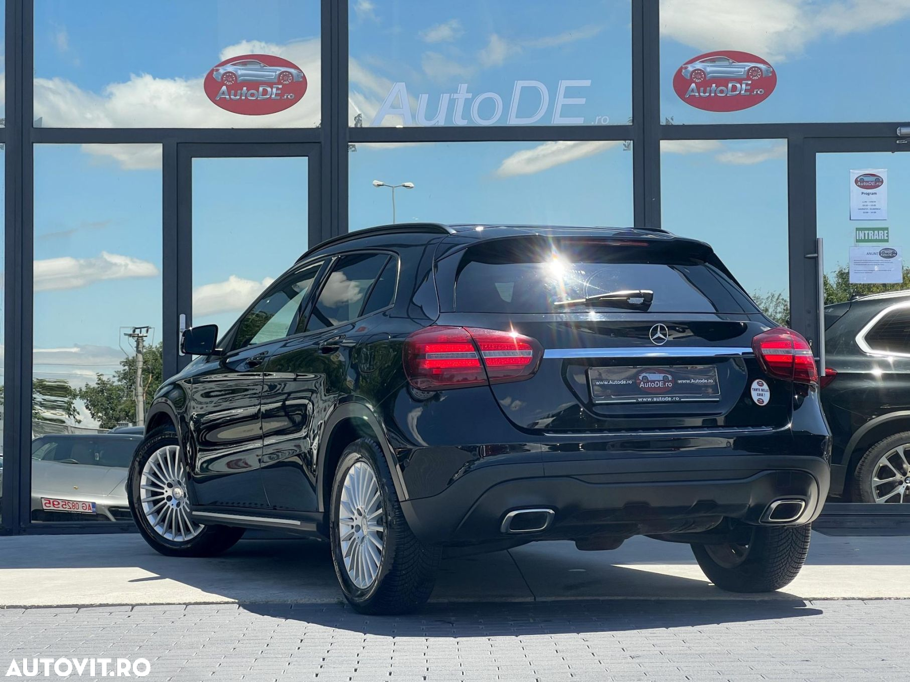 Mercedes-Benz GLA 200 d 4MATIC Aut. - 3
