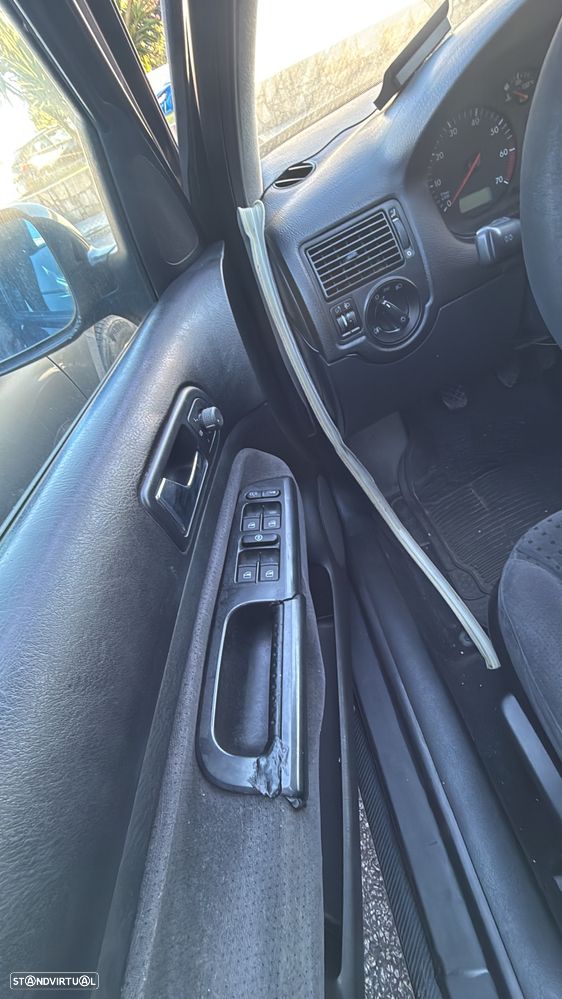 VW Golf 1.4i Confortline - 11