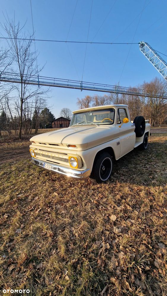 Chevrolet C-10 - 28