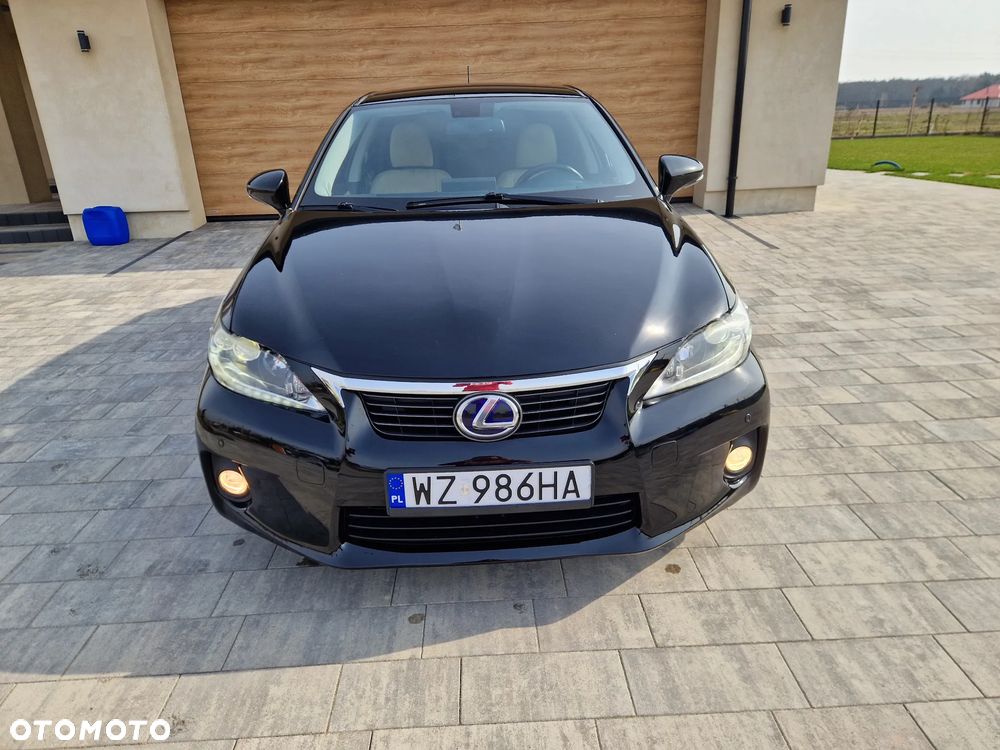 Lexus CT 200h Prestige - 3