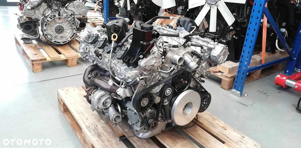 silnik Ferrari Portofino V8 Bi-Turbo 299065 60 975 zł netto - 5