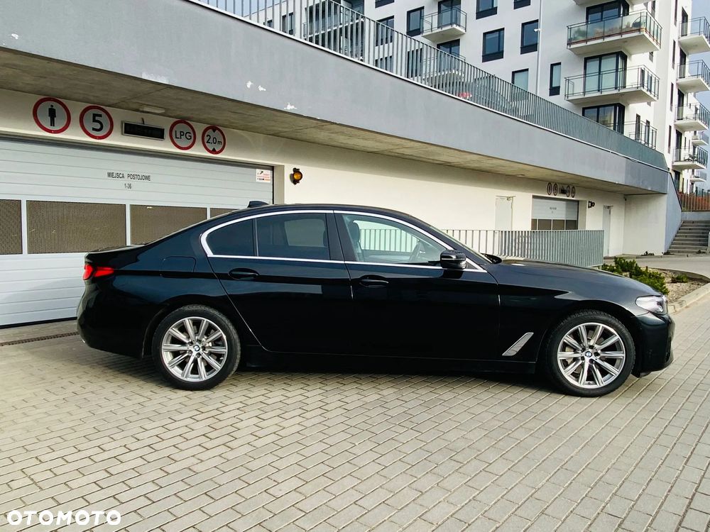 BMW Seria 5 530i xDrive - 3