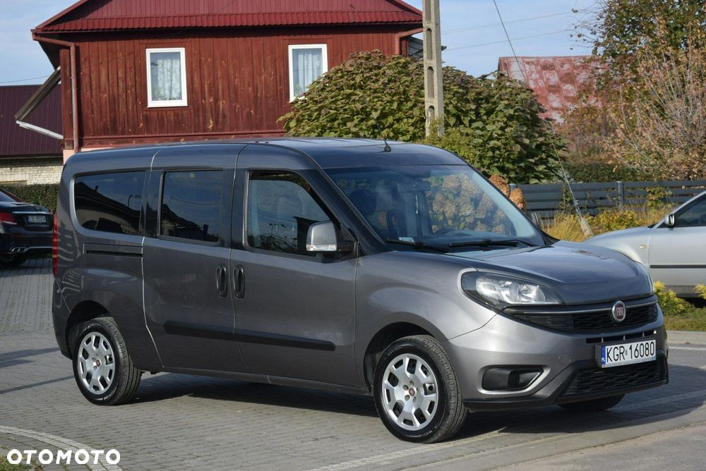 Fiat Doblo 1.4 T-Jet 16V Lounge - 1