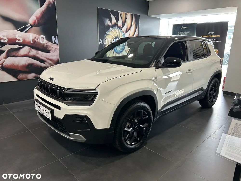 Jeep Avenger 1.2 T3 mHEV Black Edition FWD eDCT6 - 1