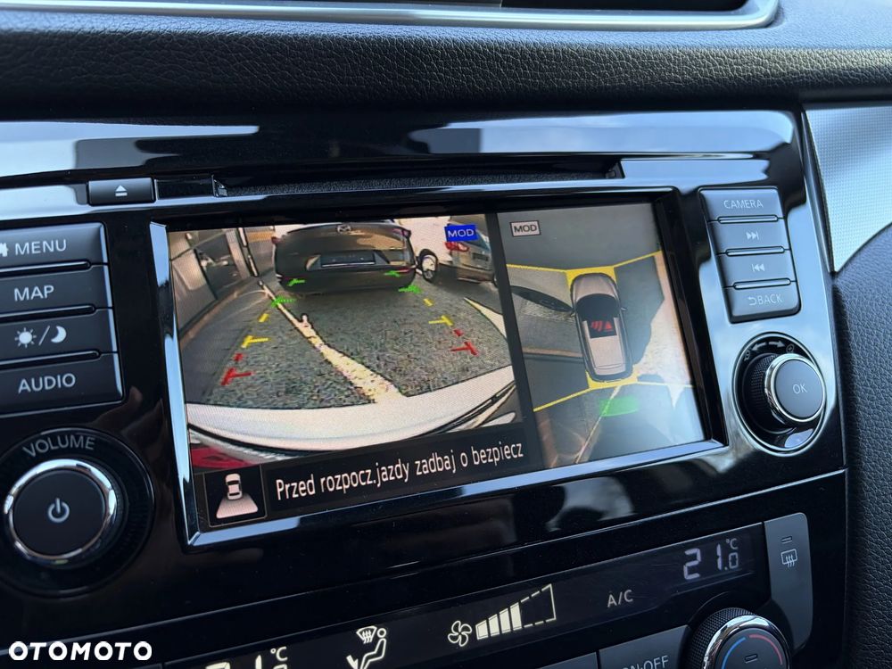 Nissan Qashqai 1.3 DIG-T N-Connecta DCT - 28