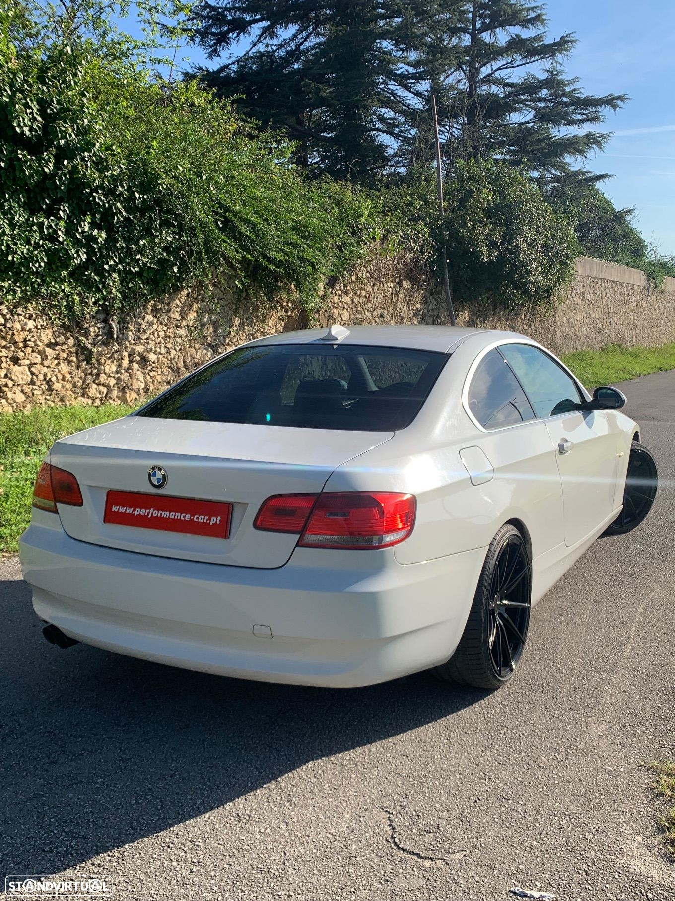 BMW 330 d - 18