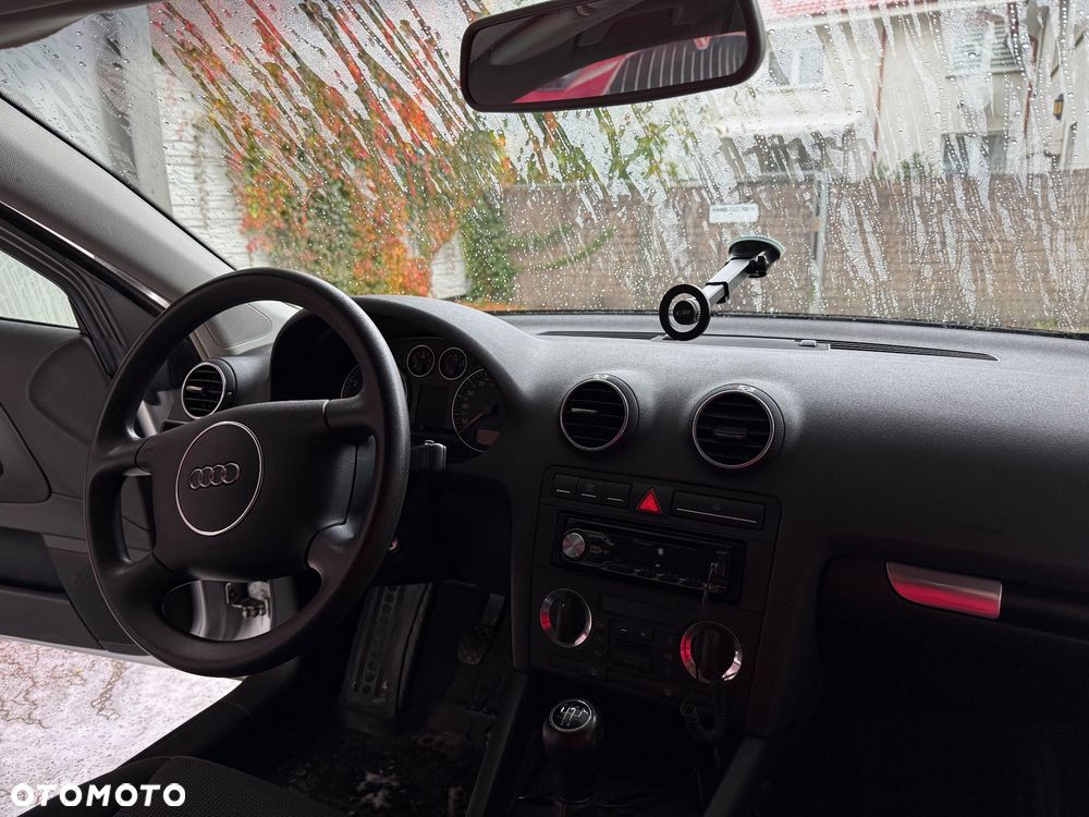 Audi A3 ver-a3-1-6-ambition - 12