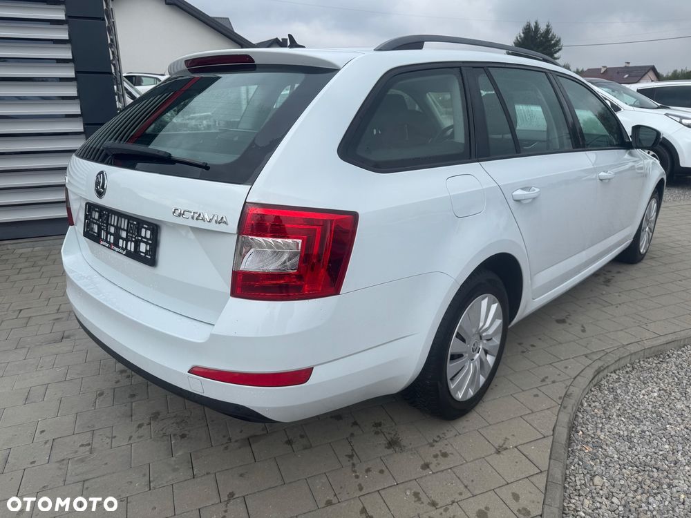 Skoda Octavia 1.6 TDI Solution - 5