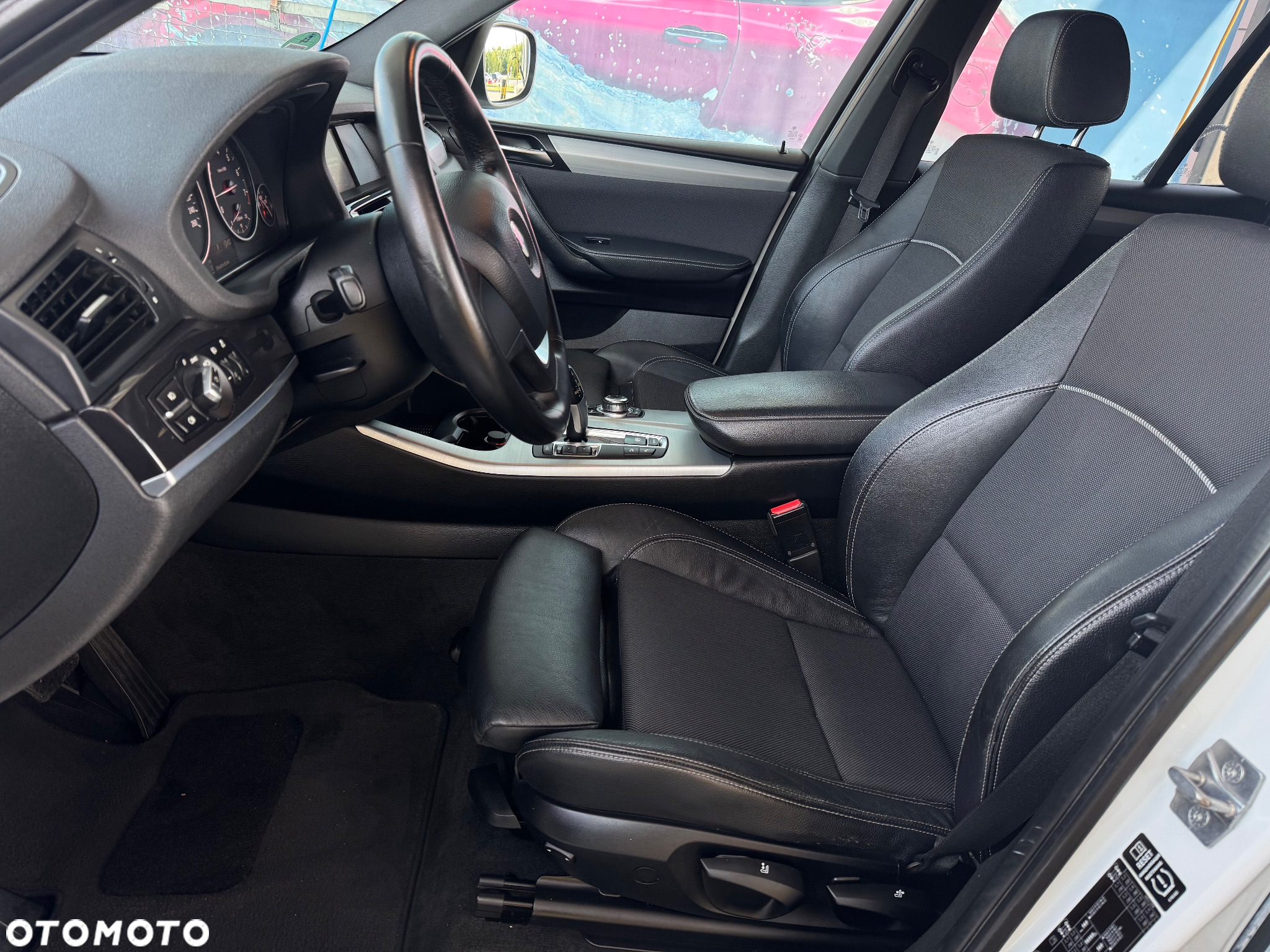 BMW X3 xDrive28i Sport-Aut - 28