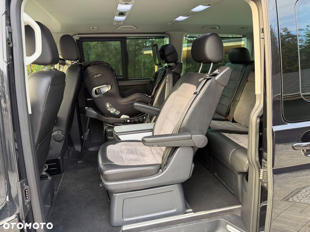 Volkswagen Multivan - 13