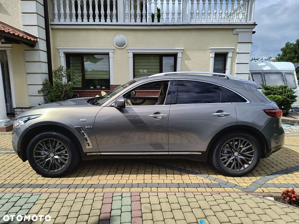 Infiniti QX70 3.0d GT Premium - 3