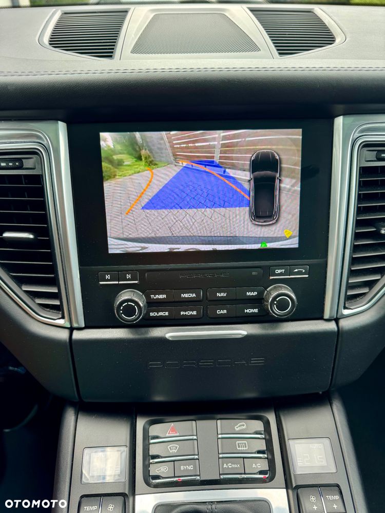 Porsche Macan S - 21