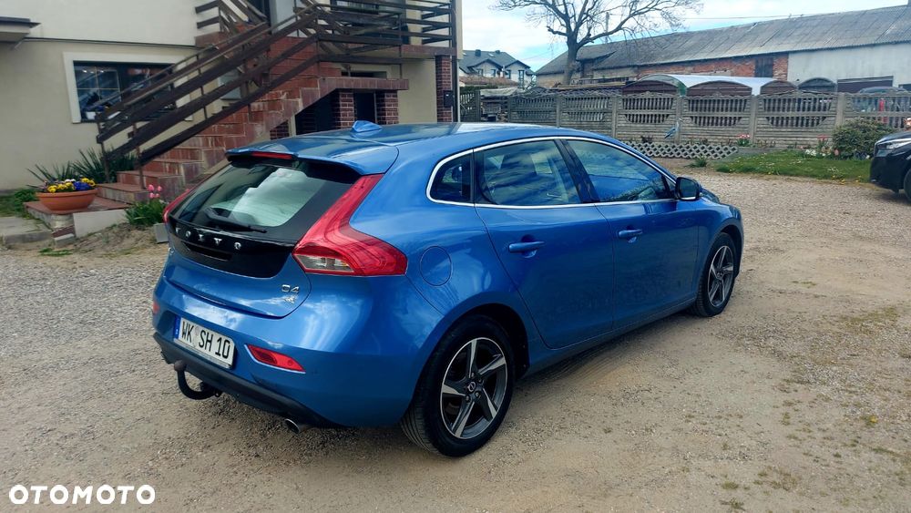 Volvo V40 D4 Momentum - 10