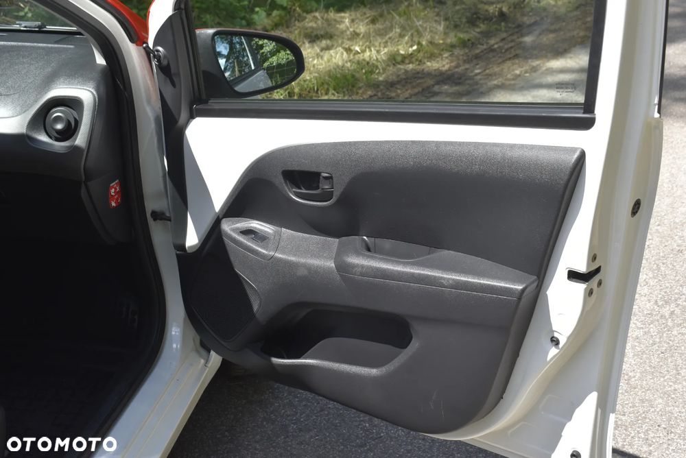 Peugeot 108 - 15