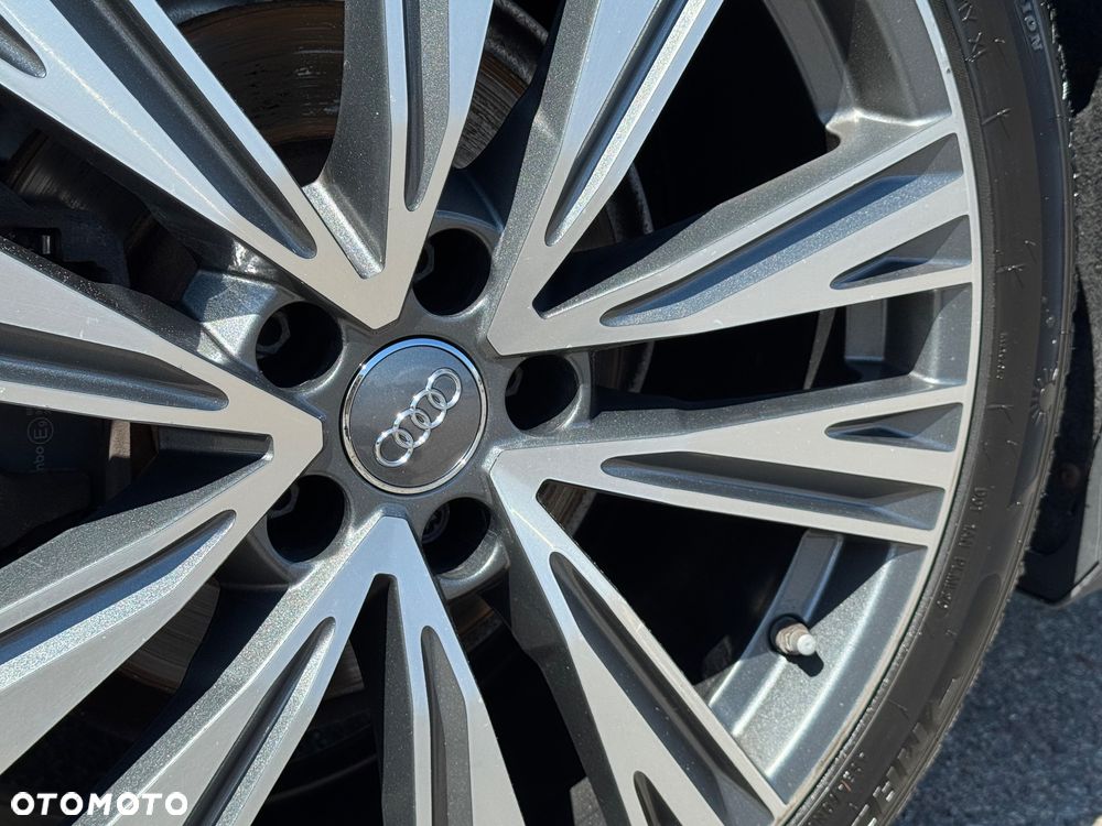Audi A6 Avant 40 TDI quattro S tronic - 8